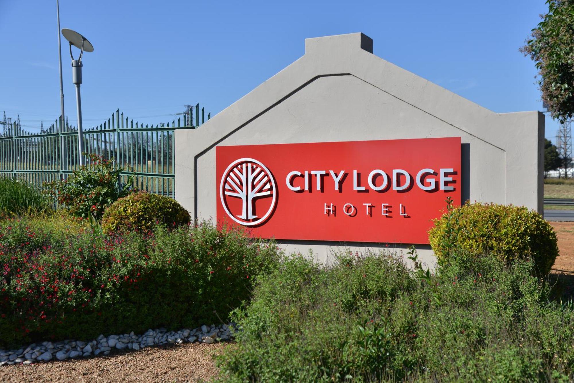City Lodge Hotel Johannesburg Airport, Barbara Road Kempton Park Eksteriør bilde